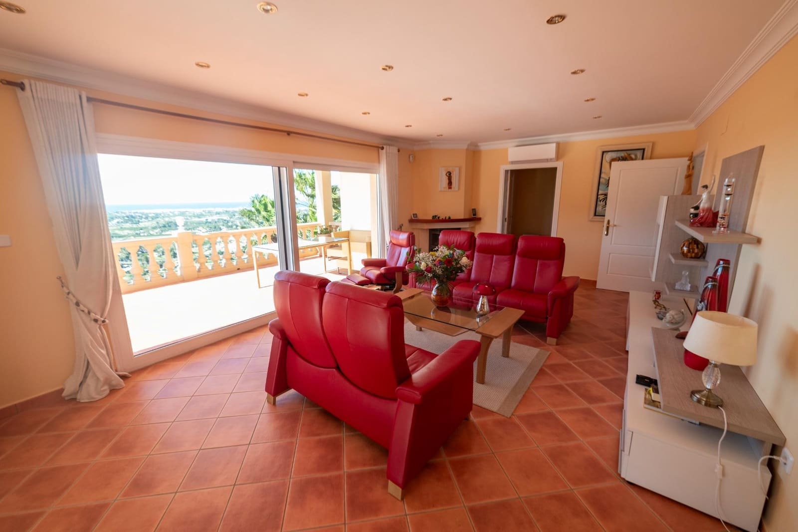 5 makuuhuone Huvila myytävänä paikassa Denia - 1 375 000 € (Ref: 9804387)