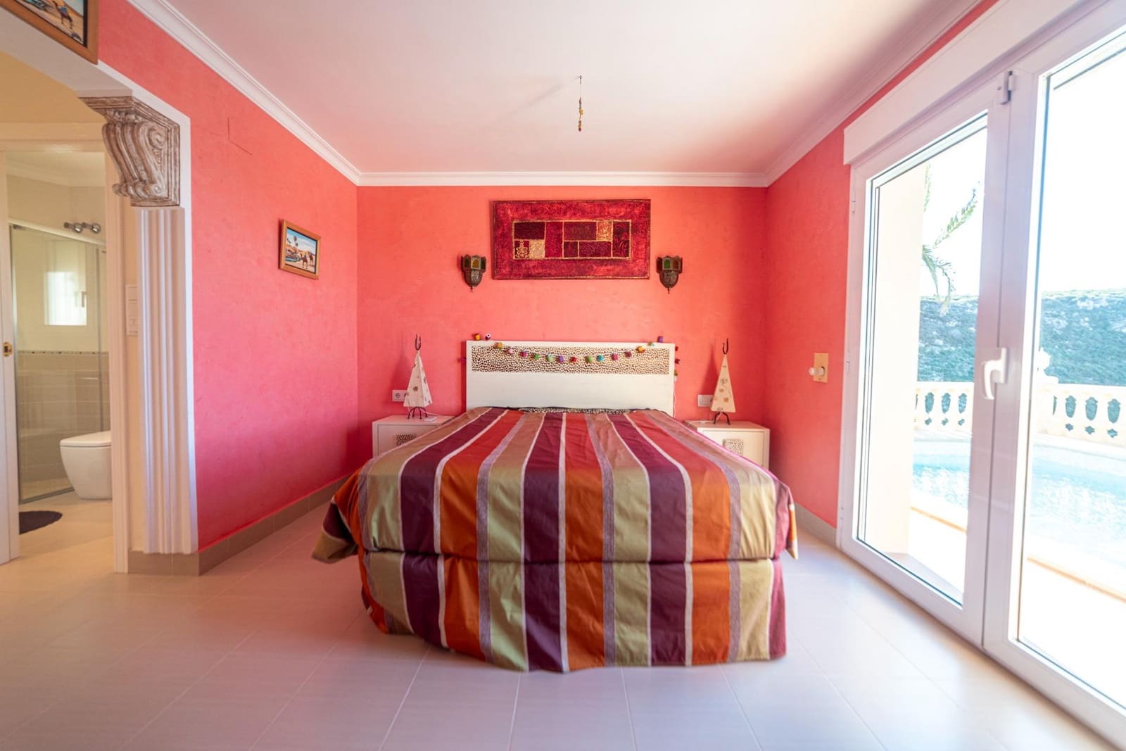 5 makuuhuone Huvila myytävänä paikassa Denia - 1 375 000 € (Ref: 9804387)