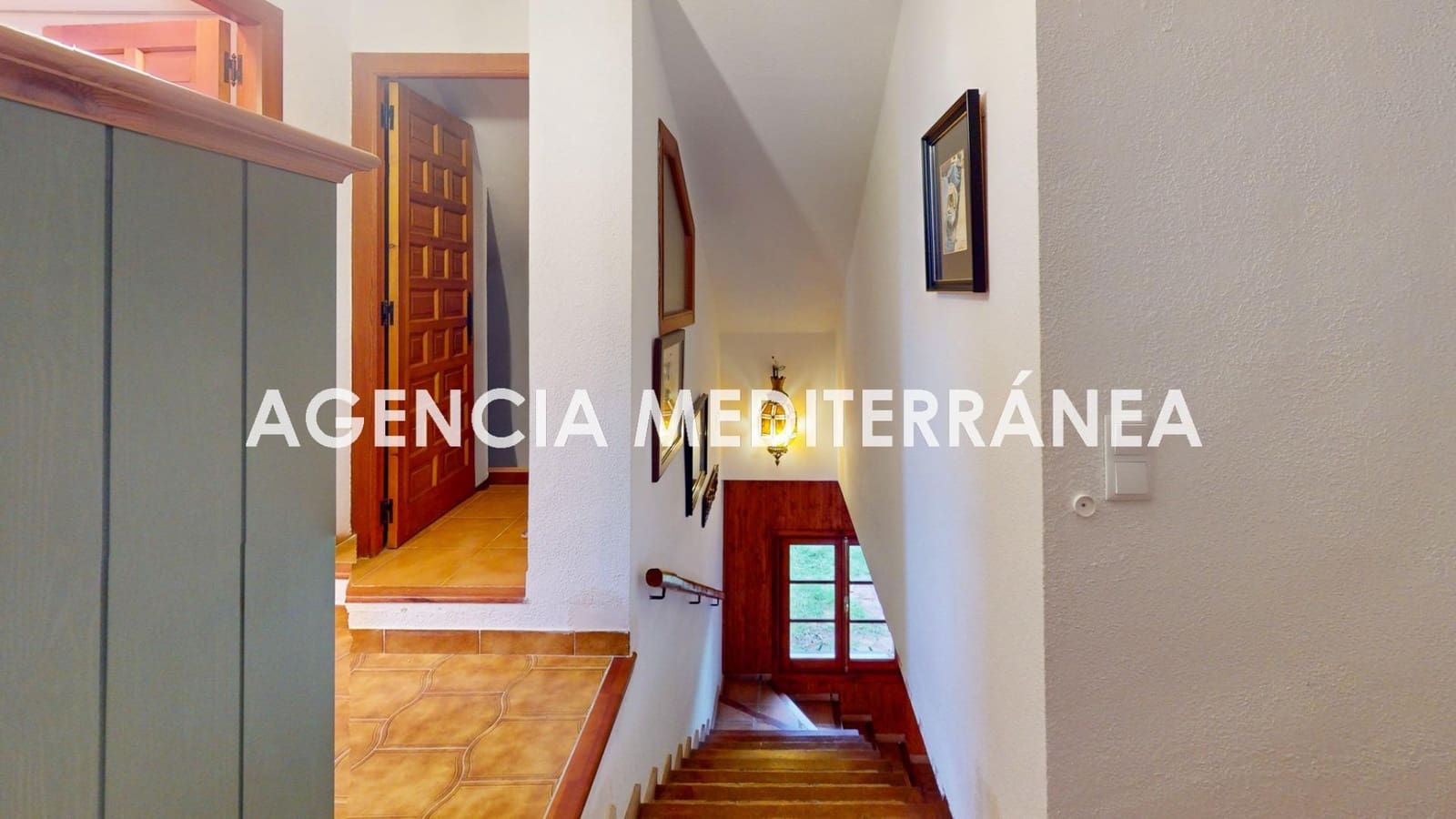 Chalet de 4 habitaciones en Serra en venta con piscina - 690.000 € (Ref: 9812003)