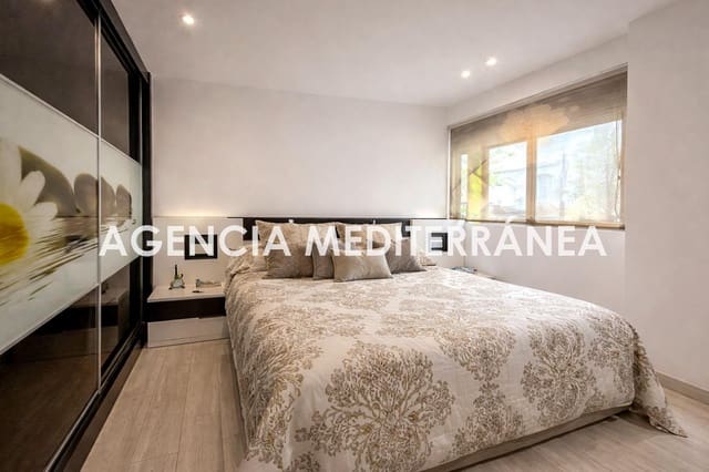 2 slaapkamer Flat te koop in Benicalap, Valencia stad - € 265.000 (Ref: 9812004)