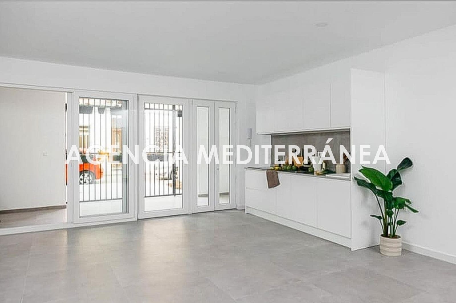 2 soveværelse Lejlighed til salg i Valencia by - € 260.000 (Ref: 9812005)