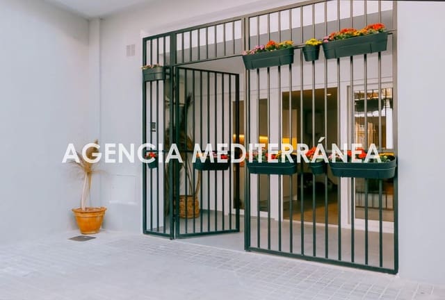 2 sypialnia Mieszkanie na sprzedaż w En Corts, Miasto Walencja - 260 000 € (Ref: 9812005)