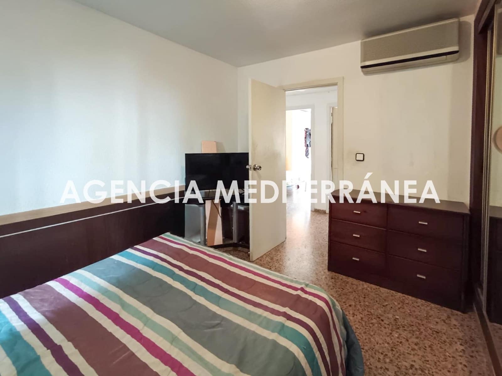 4 makuuhuone Asunto myytävänä paikassa Valencia kaupunki - 240 000 € (Ref: 9818317)