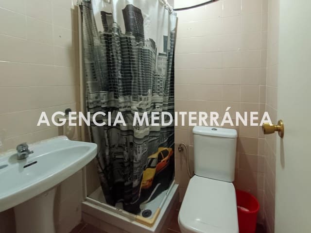 4 makuuhuone Asunto myytävänä paikassa Valencia kaupunki - 240 000 € (Ref: 9818317)