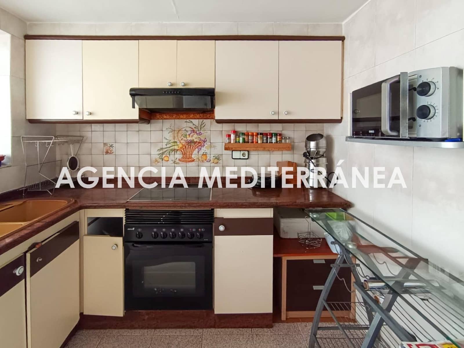 4 makuuhuone Asunto myytävänä paikassa Valencia kaupunki - 240 000 € (Ref: 9818317)
