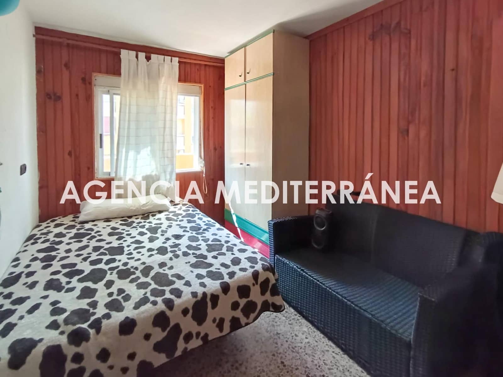 4 bedroom Flat for sale in Valencia city - € 215,000 (Ref: 9818317)