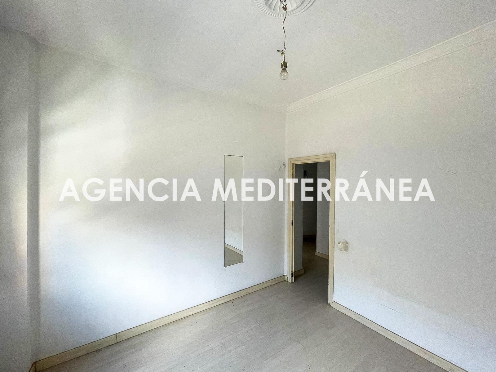 2 soveværelse Lejlighed til salg i Valencia by - € 360.000 (Ref: 9825353)