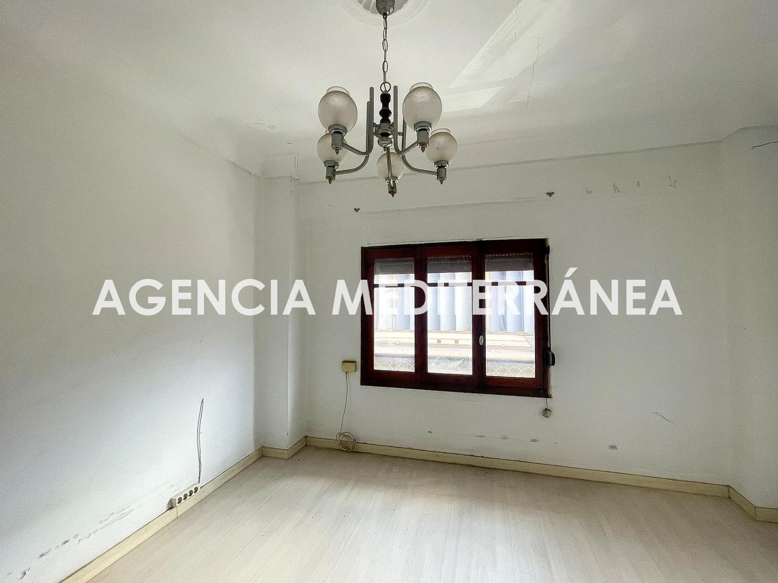 2 bedroom Flat for sale in Valencia city - € 360,000 (Ref: 9825353)