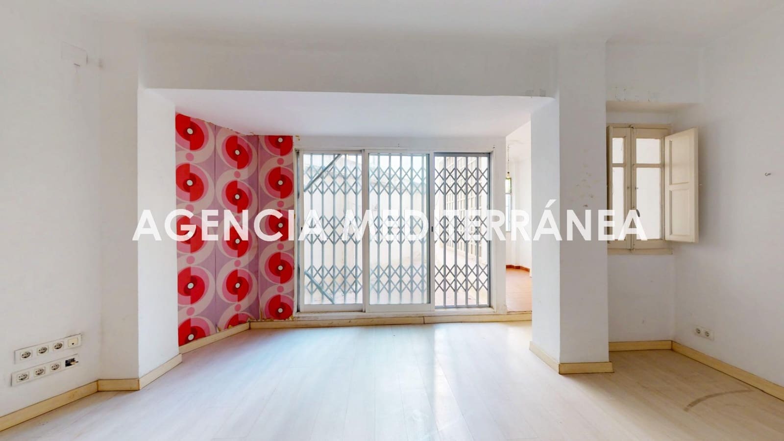 2 slaapkamer Flat te koop in Valencia stad - € 345.000 (Ref: 9825353)