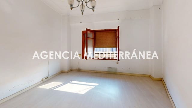 2 slaapkamer Flat te koop in Russafa, Valencia stad - € 345.000 (Ref: 9825353)