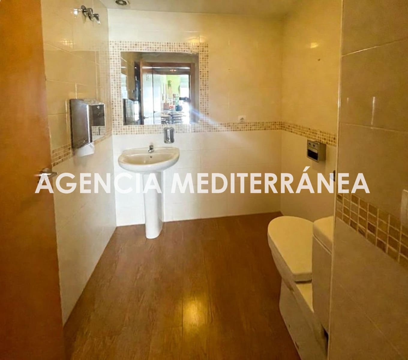 Commercial for sale in Massamagrell - € 150,000 (Ref: 9831621)
