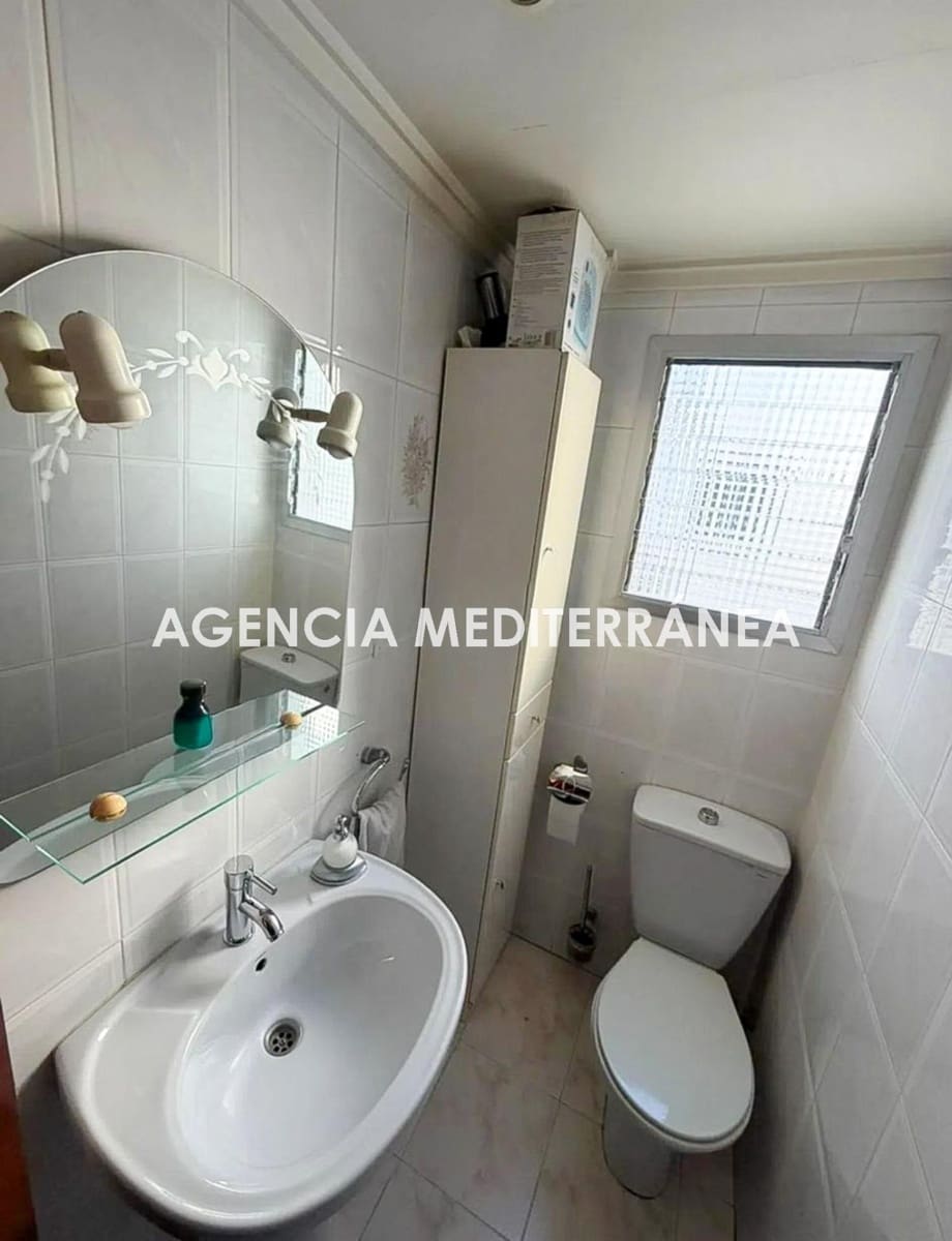 3 bedroom Flat for sale in Valencia city - € 230,000 (Ref: 9843479)