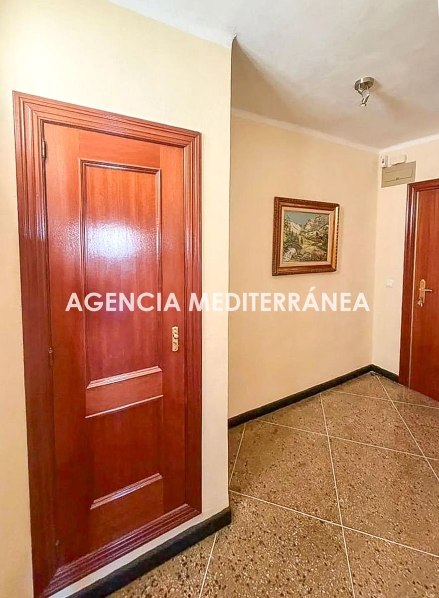 3 bedroom Flat for sale in Valencia city - € 230,000 (Ref: 9843479)