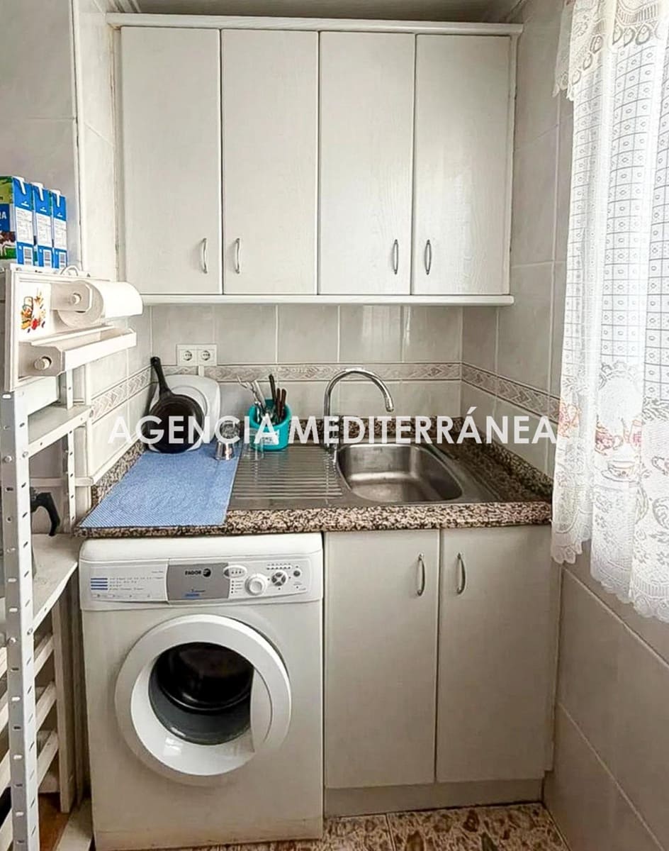 3 bedroom Flat for sale in Valencia city - € 230,000 (Ref: 9843479)