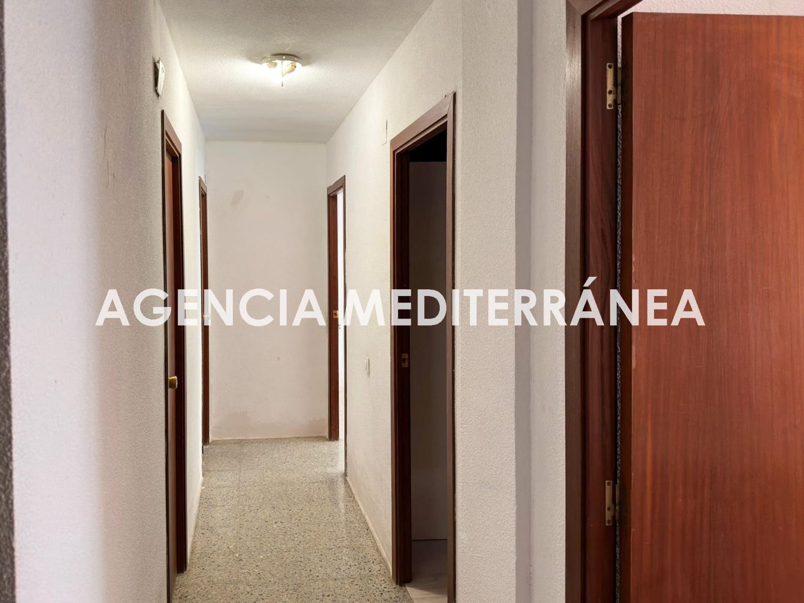 4 bedroom Flat for sale in Valencia city - € 380,000 (Ref: 9846318)
