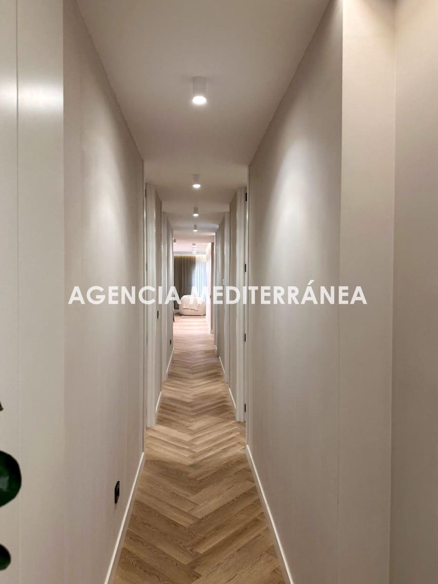 5 bedroom Flat for sale in Valencia city - € 830,000 (Ref: 9846319)