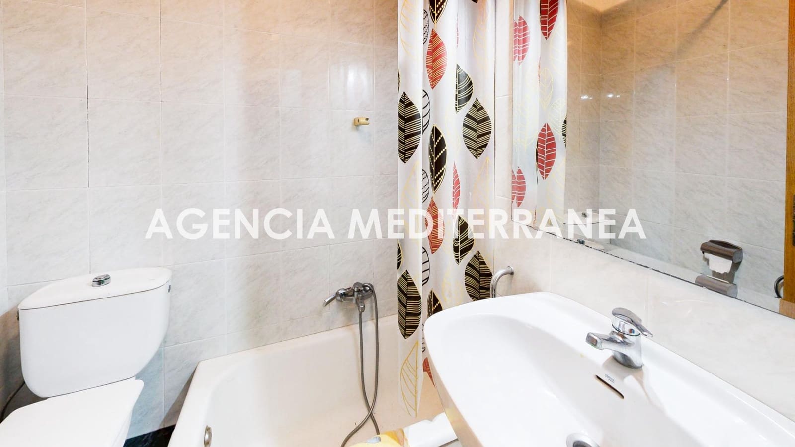 4 bedroom Townhouse for sale in Gandia - € 389,000 (Ref: 9846320)