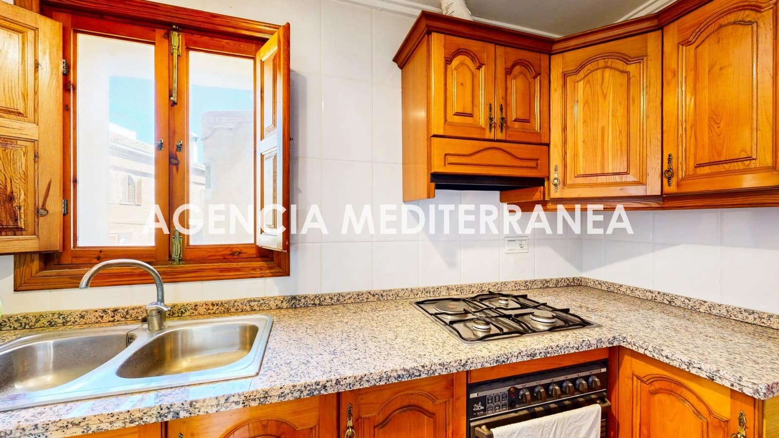 4 bedroom Townhouse for sale in Gandia - € 389,000 (Ref: 9846320)