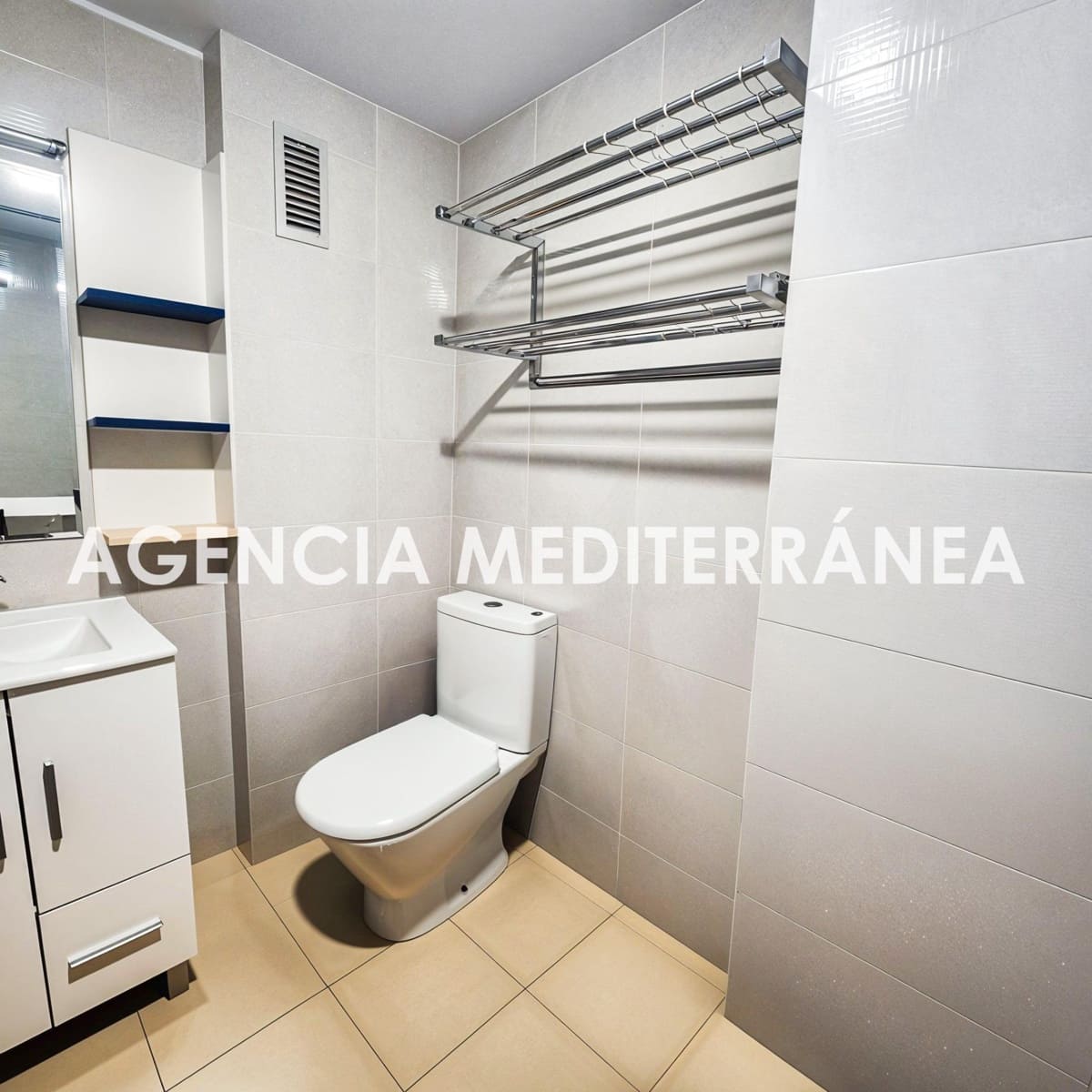4 bedroom Flat for sale in Valencia city - € 299,999 (Ref: 9865268)