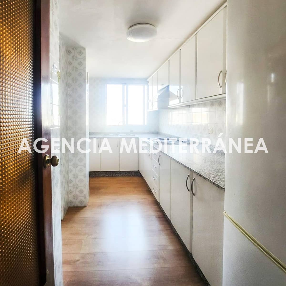 4 bedroom Flat for sale in Valencia city - € 299,999 (Ref: 9865268)