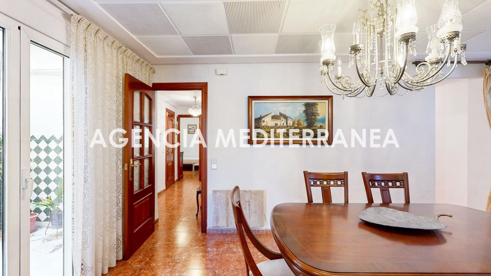 4 bedroom Flat for sale in Valencia city - € 395,000 (Ref: 9865269)