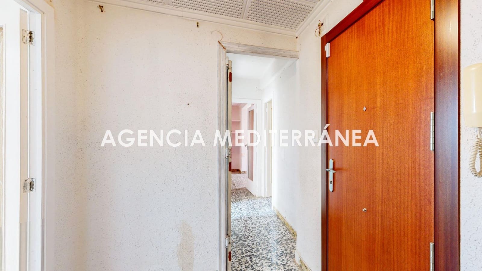 2 bedroom Flat for sale in Valencia city - € 152,000 (Ref: 9882001)