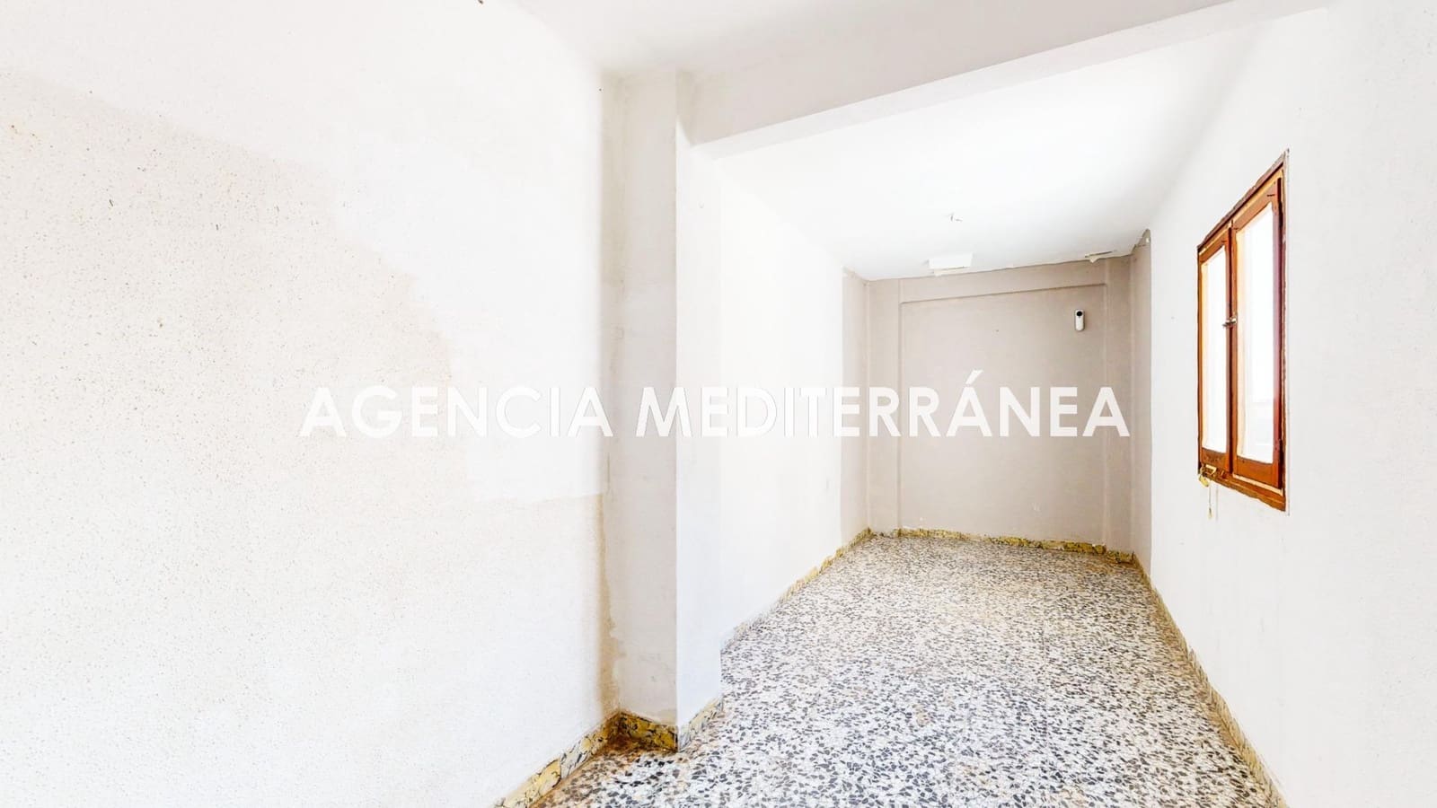 2 bedroom Flat for sale in Valencia city - € 152,000 (Ref: 9882001)