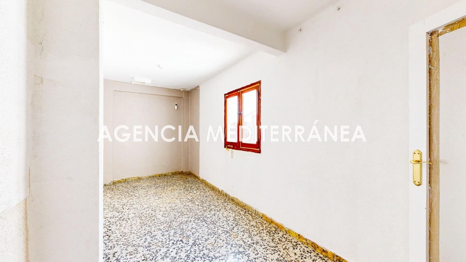 2 bedroom Flat for sale in Valencia city - € 152,000 (Ref: 9882001)