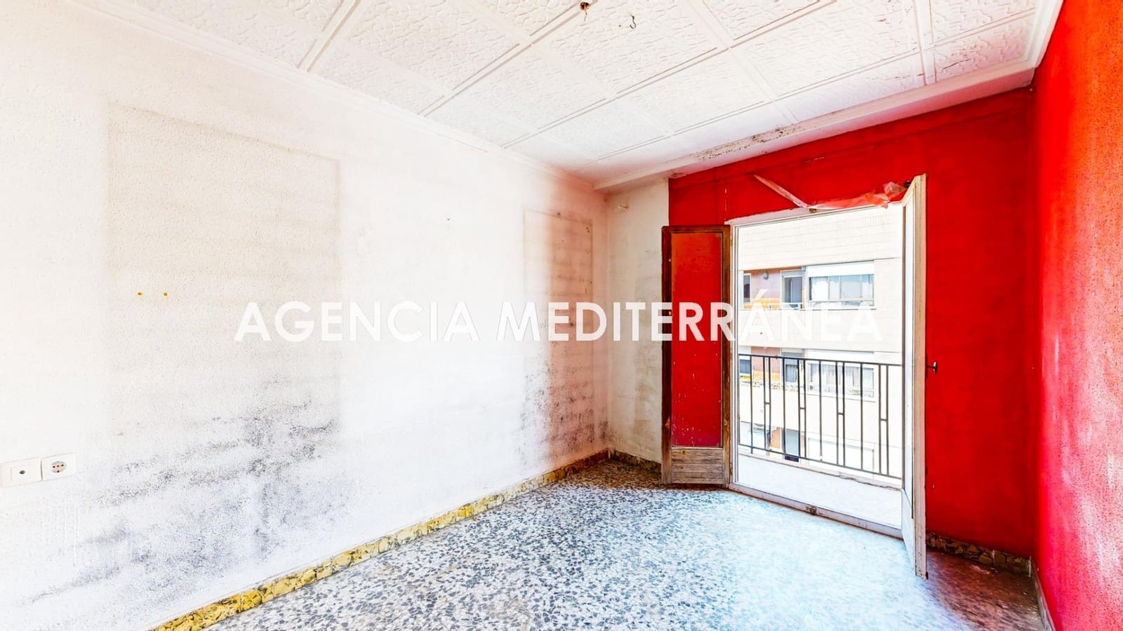 2 bedroom Flat for sale in Valencia city - € 152,000 (Ref: 9882001)