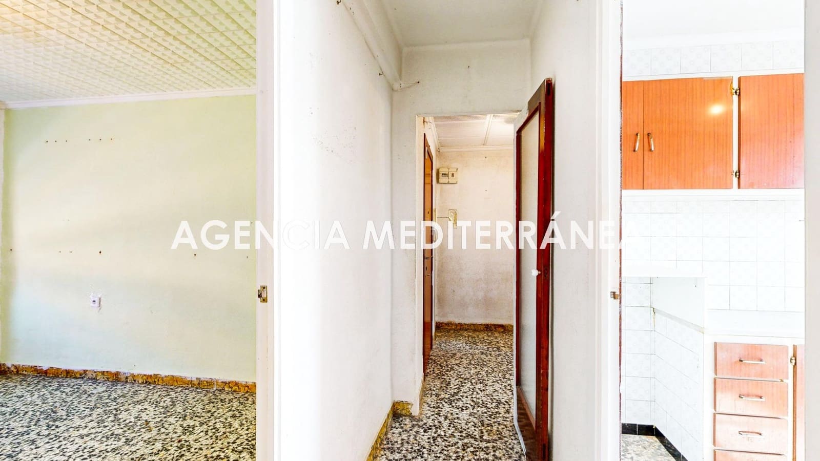 2 bedroom Flat for sale in Valencia city - € 152,000 (Ref: 9882001)
