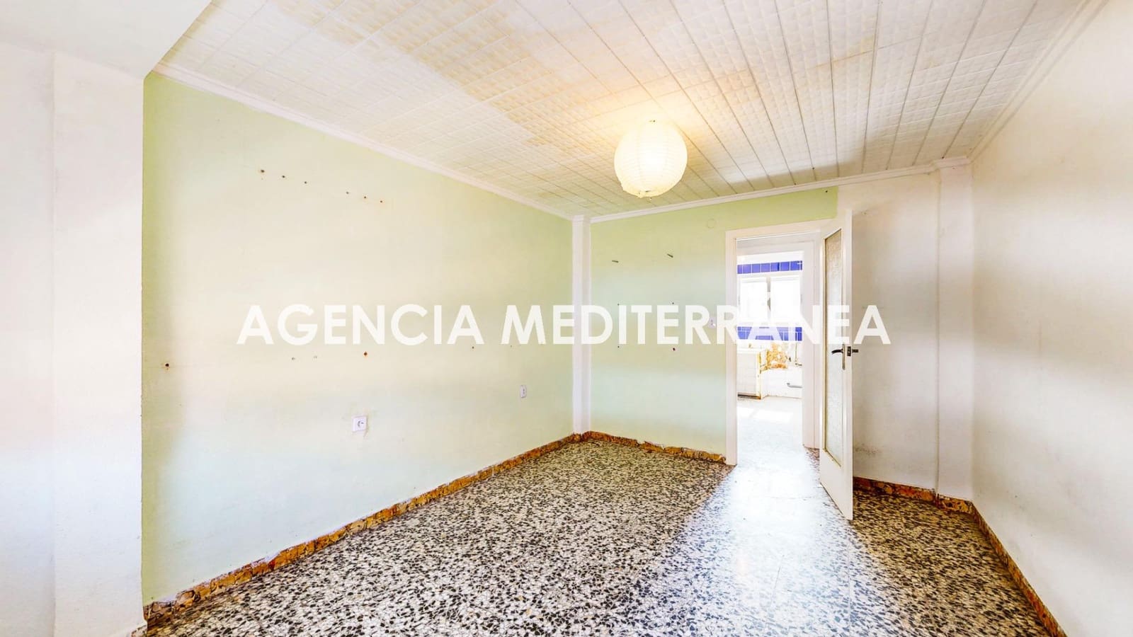 2 bedroom Flat for sale in Valencia city - € 152,000 (Ref: 9882001)