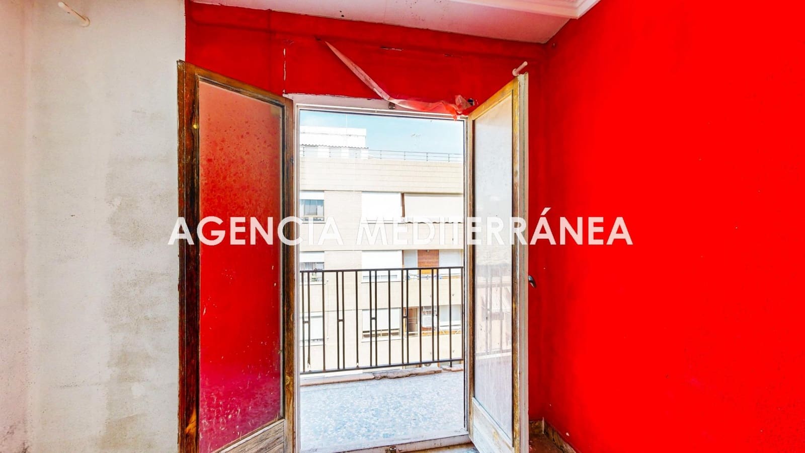 2 bedroom Flat for sale in Valencia city - € 152,000 (Ref: 9882001)