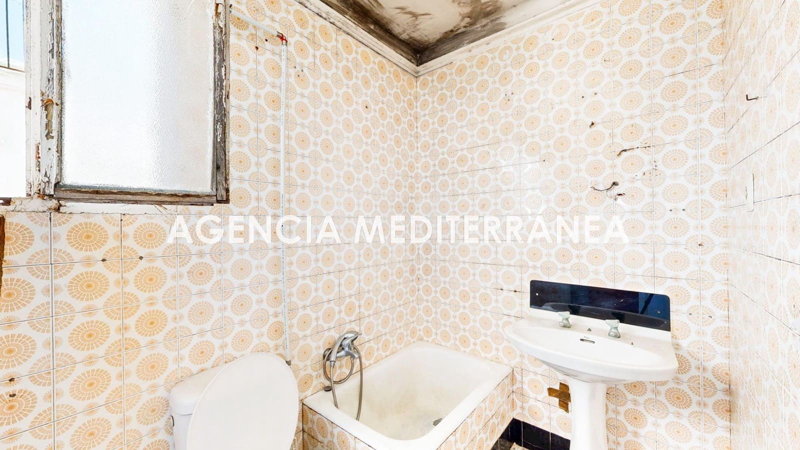 2 bedroom Flat for sale in Valencia city - € 152,000 (Ref: 9882001)