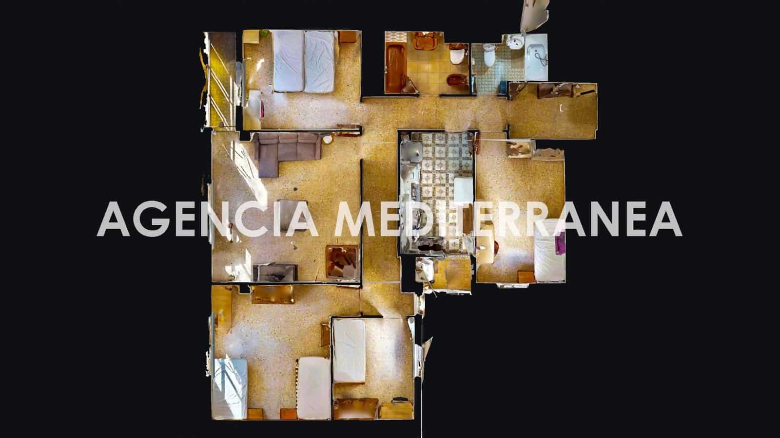 4 bedroom Flat for sale in Valencia city with garage - € 419,000 (Ref: 9882002)