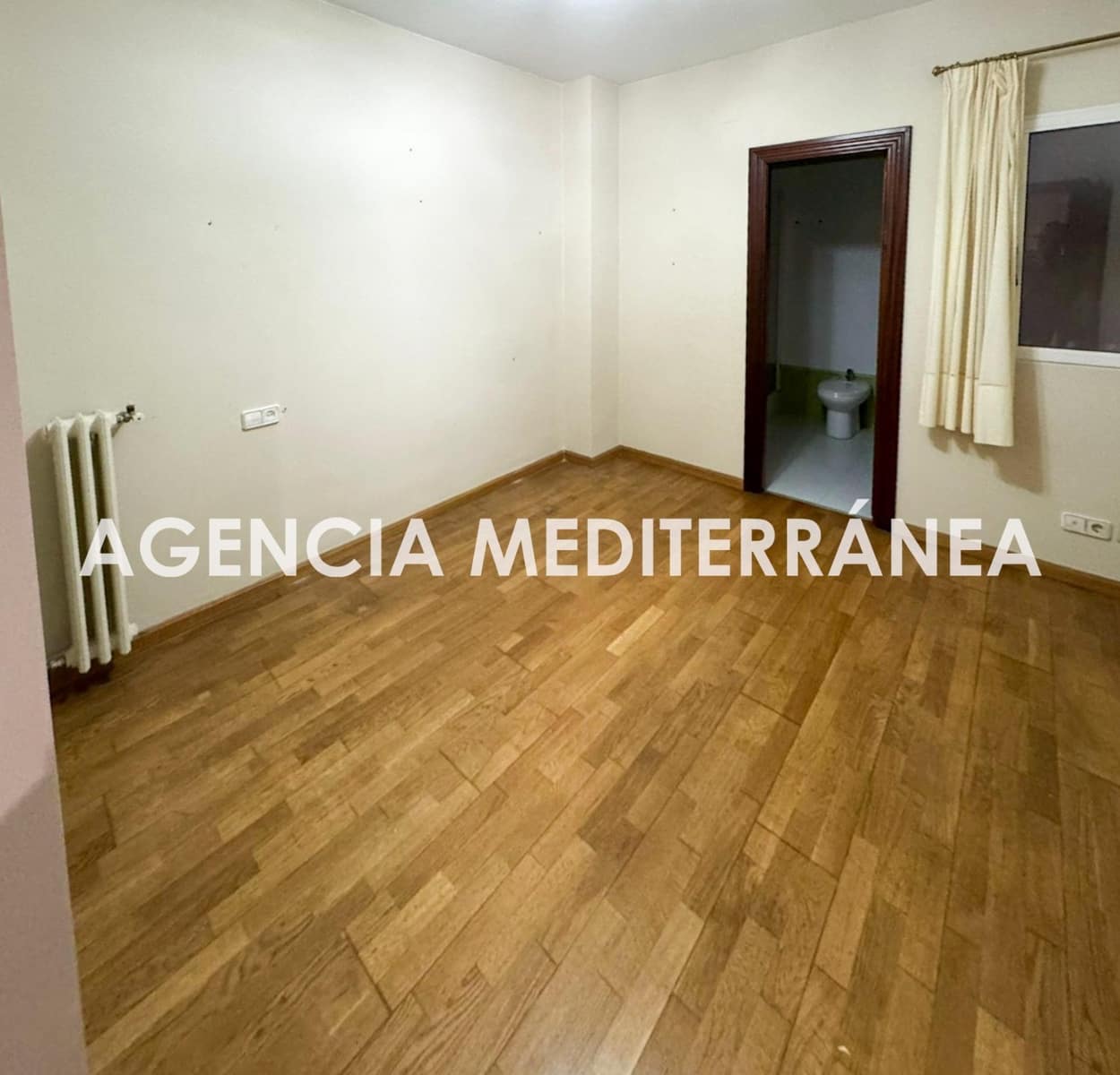 5 quarto Apartamento para venda em Valencia cidade com garagem - 795 000 € (Ref: 9890482)