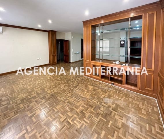 5 soverom Leilighet til salgs i Russafa, Valencia by med garasje - € 795 000 (Ref: 9890482)