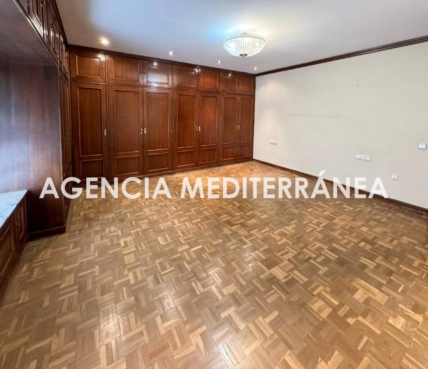 5 quarto Apartamento para venda em Valencia cidade com garagem - 795 000 € (Ref: 9890482)