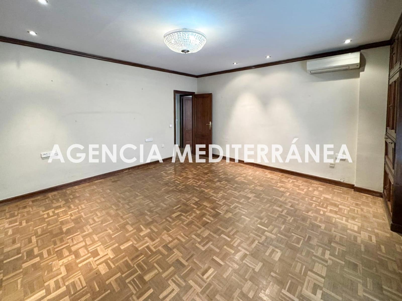5 quarto Apartamento para venda em Valencia cidade com garagem - 795 000 € (Ref: 9890482)