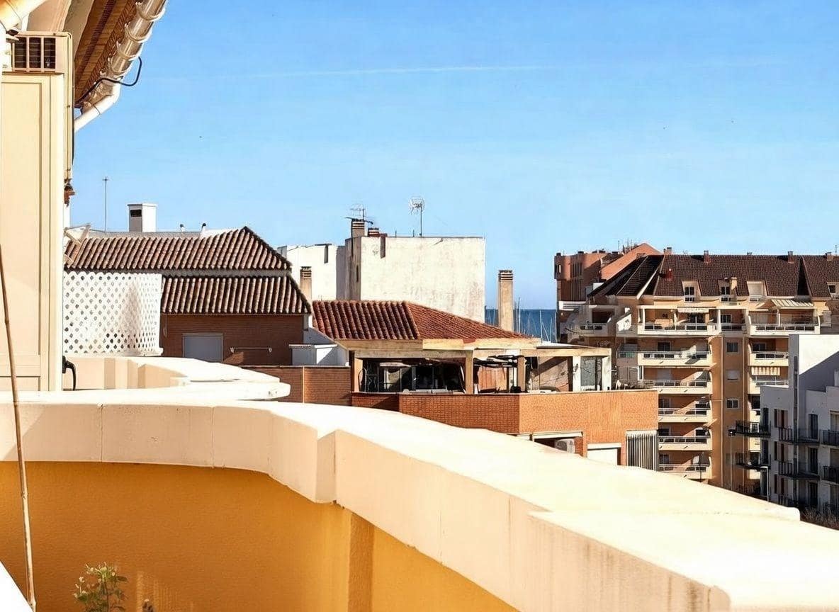 3 makuuhuone Kattohuoneisto myytävänä paikassa Denia - 390 000 € (Ref: 9890483)