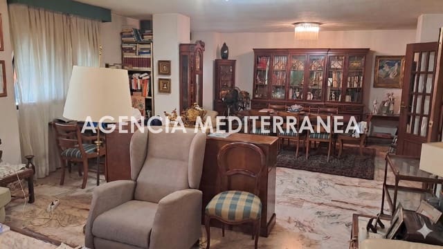 Piso de 6 habitaciones en Sant Francesc, València ciudad en venta con garaje - 790.000 € (Ref: 9890484)