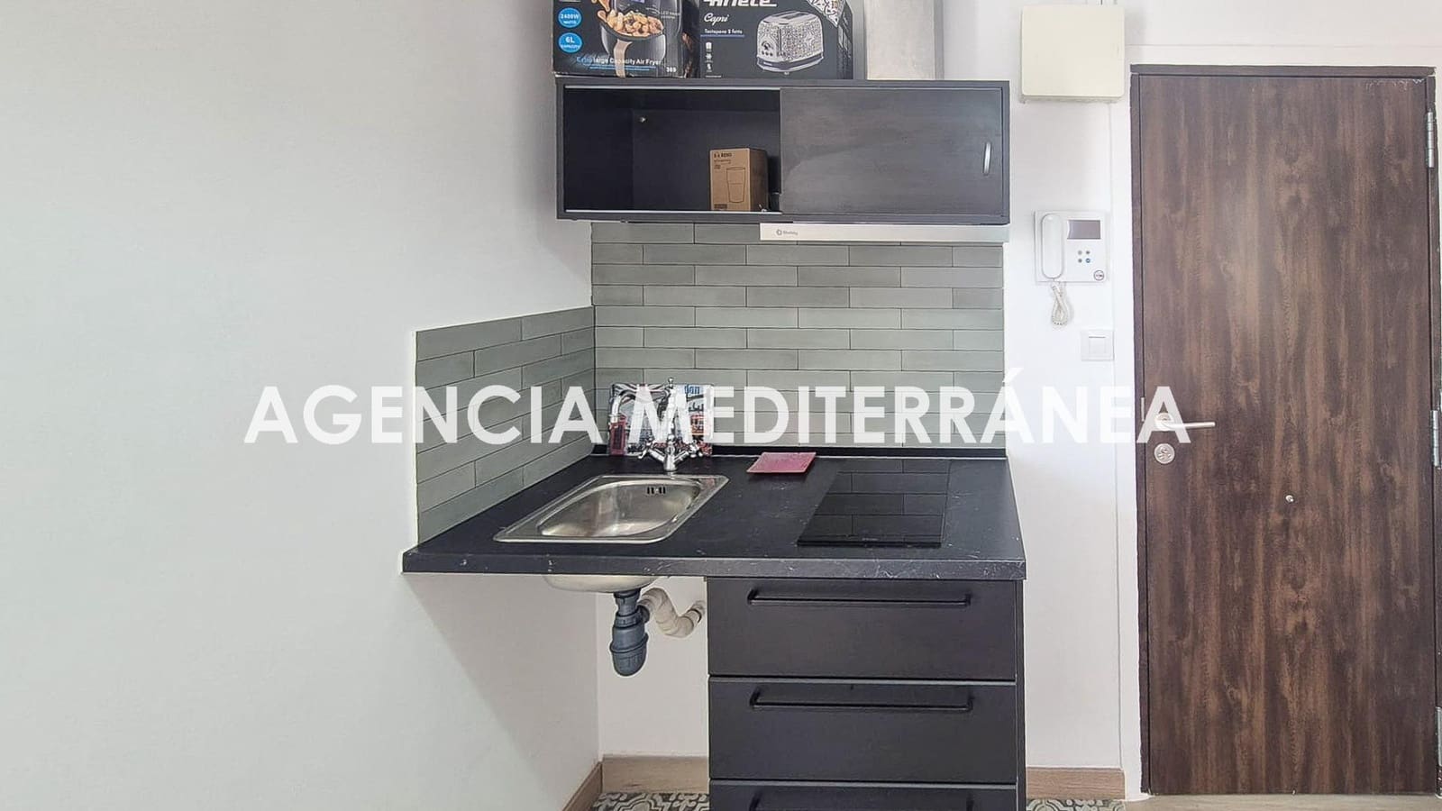 1 makuuhuone Kattohuoneisto myytävänä paikassa Valencia kaupunki - 225 000 € (Ref: 9893973)