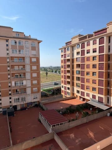 Piso de 3 habitaciones en Cullera en venta con garaje - 250.000 € (Ref: 9896412)