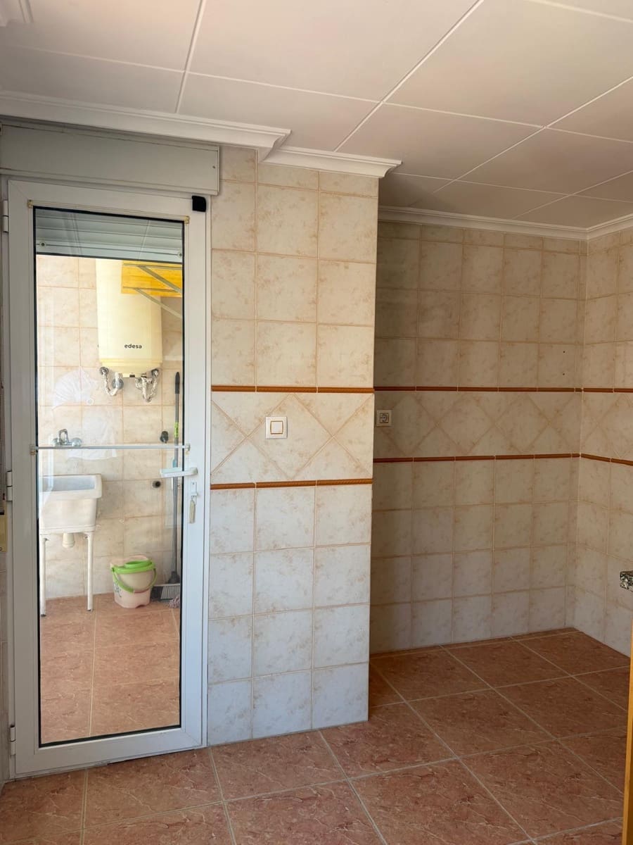 Piso de 3 habitaciones en Cullera en venta con garaje - 250.000 € (Ref: 9896412)
