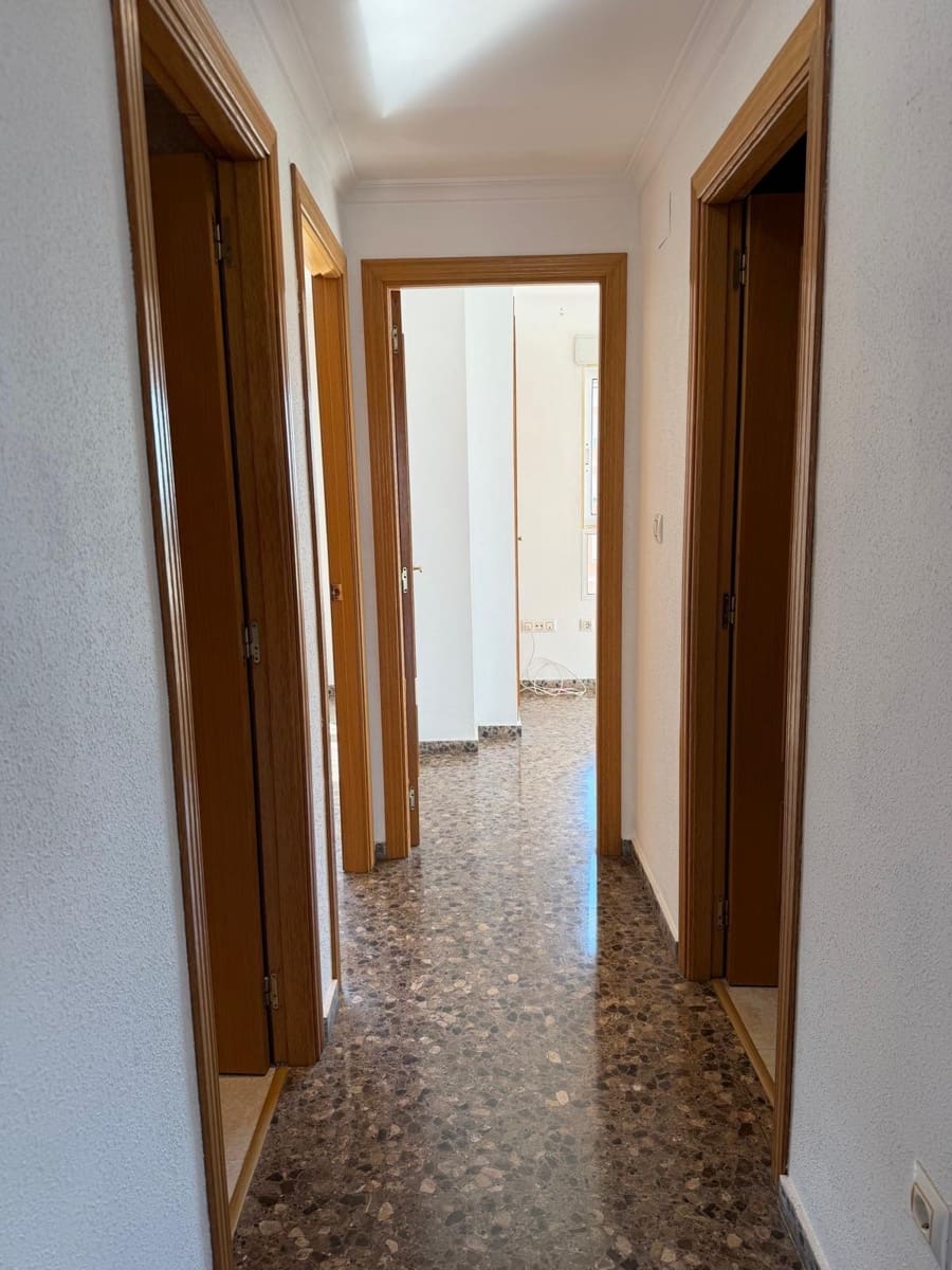 Piso de 3 habitaciones en Cullera en venta con garaje - 250.000 € (Ref: 9896412)