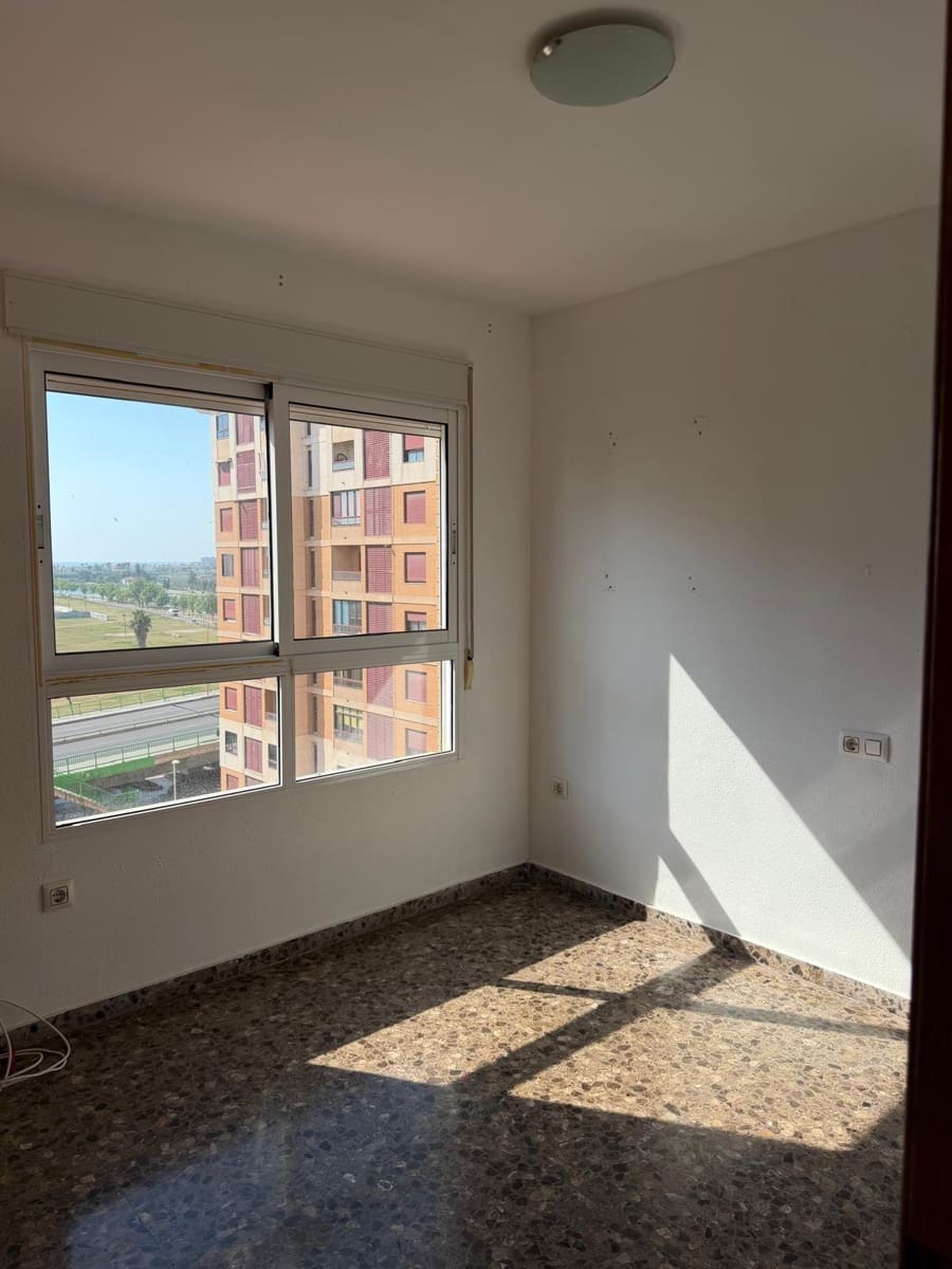 Piso de 3 habitaciones en Cullera en venta con garaje - 250.000 € (Ref: 9896412)
