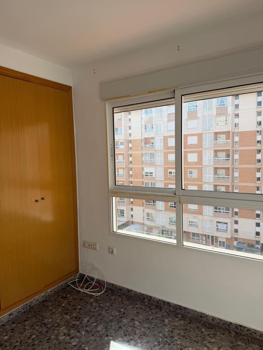 Piso de 3 habitaciones en Cullera en venta con garaje - 250.000 € (Ref: 9896412)
