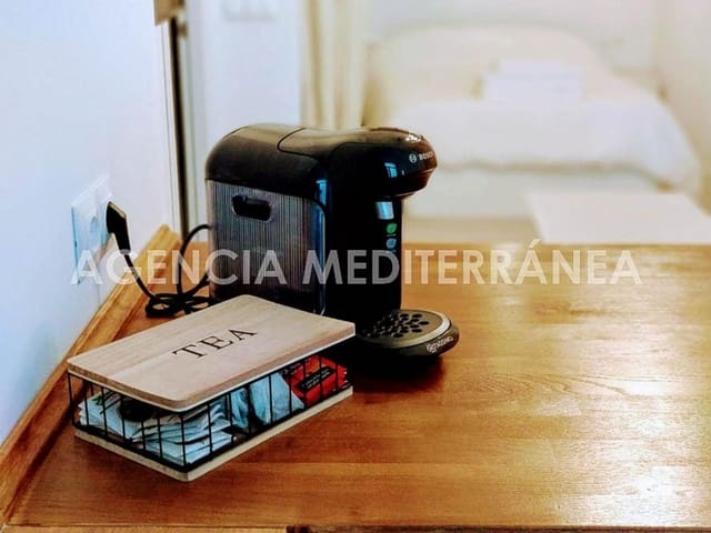 Piso de 1 habitación en Russafa, València ciudad en venta - 240.000 € (Ref: 9898881)