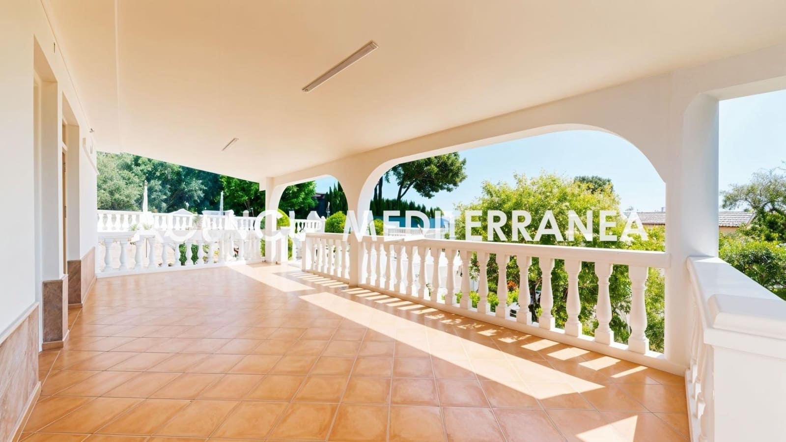 6 sovrum Villa till salu i Montserrat med pool - 315 000 € (Ref: 9908096)