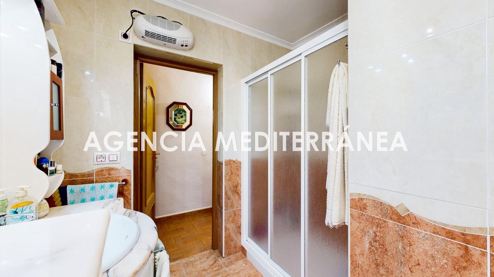 6 sovrum Villa till salu i Montserrat med pool - 315 000 € (Ref: 9908096)