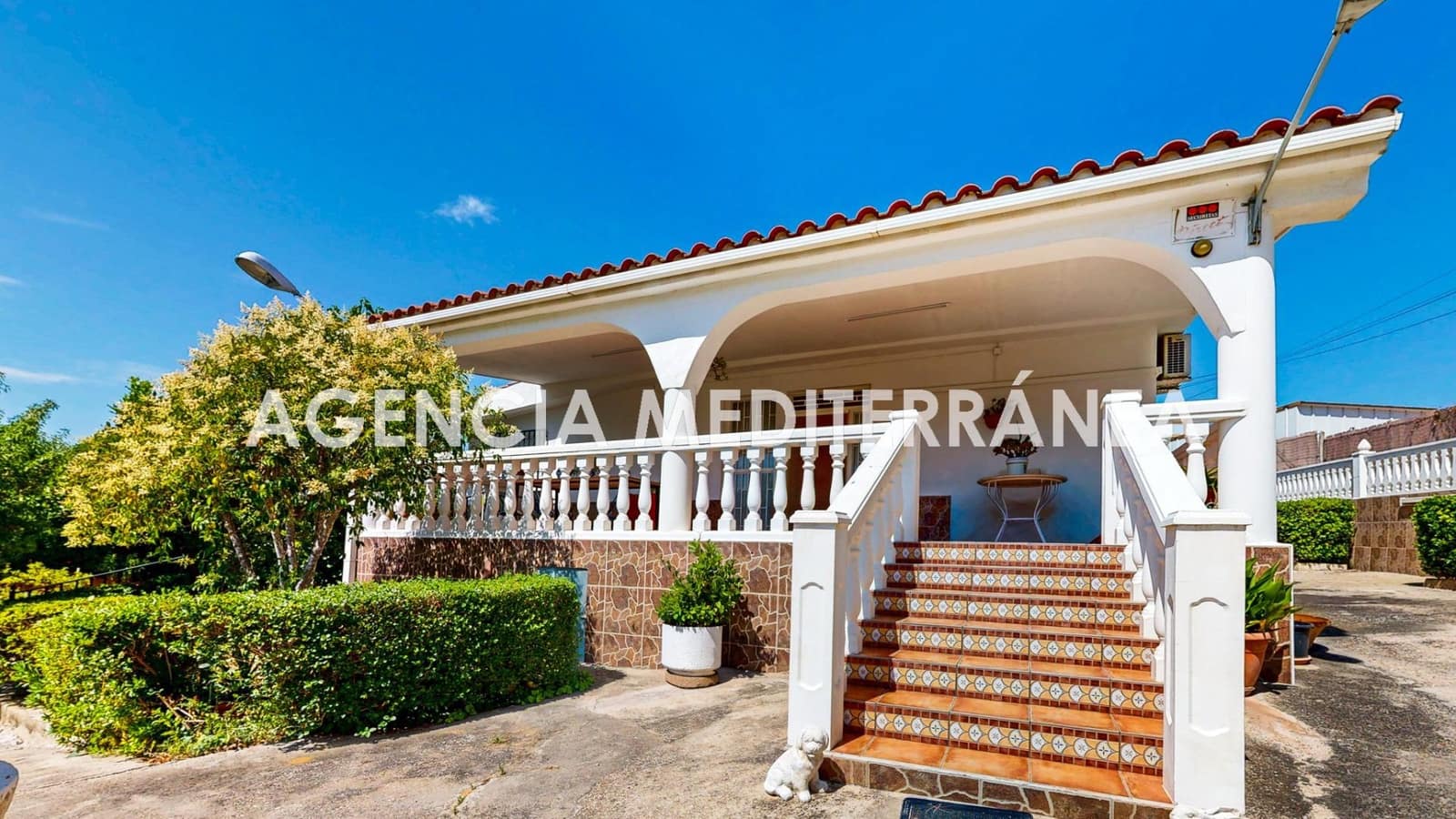 6 sovrum Villa till salu i Montserrat med pool - 315 000 € (Ref: 9908096)